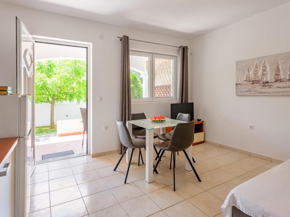 Apartment Tino - Zad511 By Interhome Sukošan Eksteriør billede